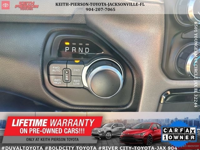 RAM 1500 Big Horn 4x4 Crew Cab 5'7" Box 2021 RAM 1500 Big Horn 4x4 Crew Cab 5'7" Box 2021