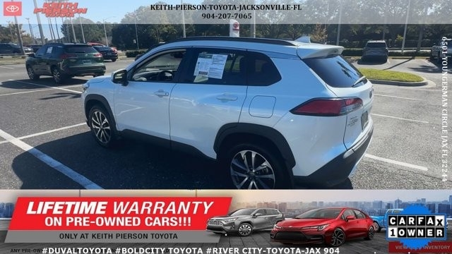 Toyota Corolla Cross XLE 4WD (Natl) 2022