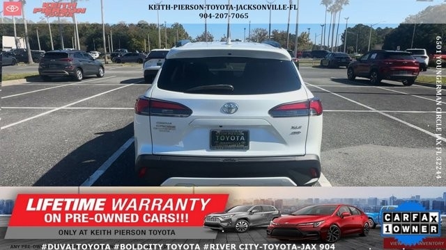 Toyota Corolla Cross XLE 4WD (Natl) 2022