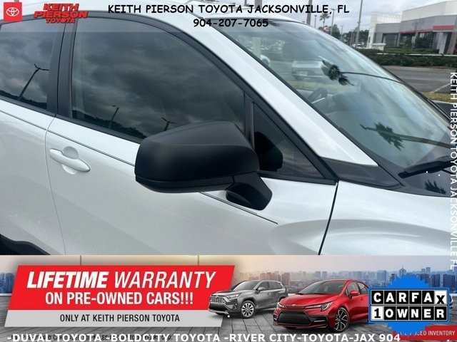 Toyota Corolla Cross L 2WD (Natl) 2024