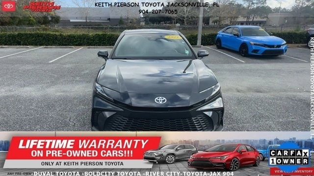 Toyota Camry XLE (Natl) 2025