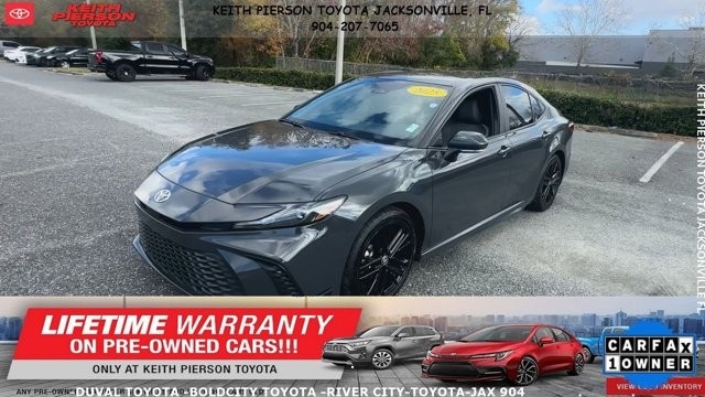 Toyota Camry XLE (Natl) 2025