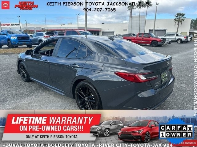 Toyota Camry XLE (Natl) 2025