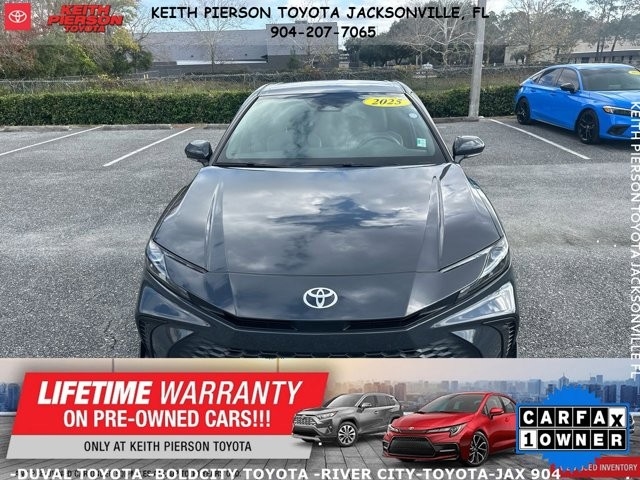 Toyota Camry XLE (Natl) 2025