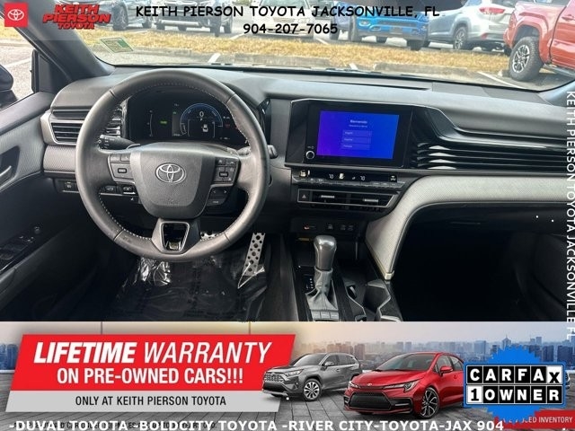 Toyota Camry XLE (Natl) 2025