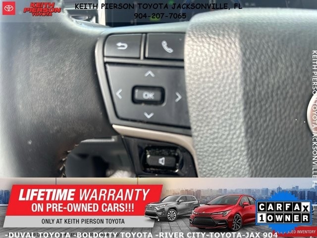 Toyota Camry XLE (Natl) 2025