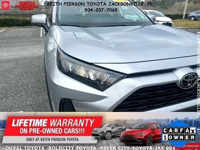 Toyota RAV4 LE FWD (Natl) 2022