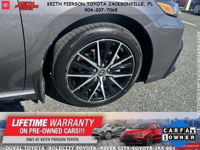 Toyota Camry Hybrid SE Nightshade CVT (Natl) 2023