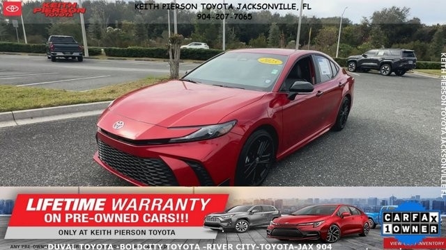 Toyota Camry XLE (Natl) 2025