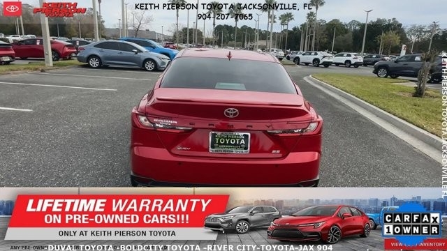 Toyota Camry XLE (Natl) 2025