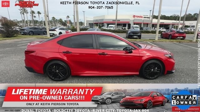 Toyota Camry XLE (Natl) 2025