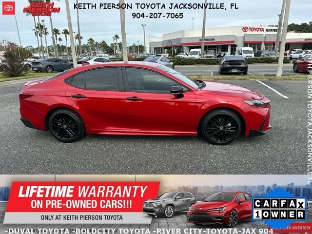 Toyota Camry XLE (Natl) 2025