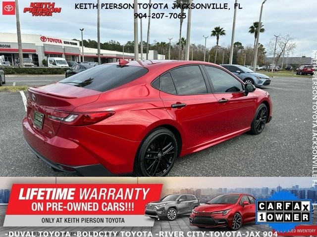 Toyota Camry XLE (Natl) 2025