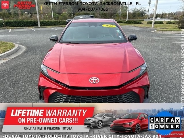 Toyota Camry XLE (Natl) 2025