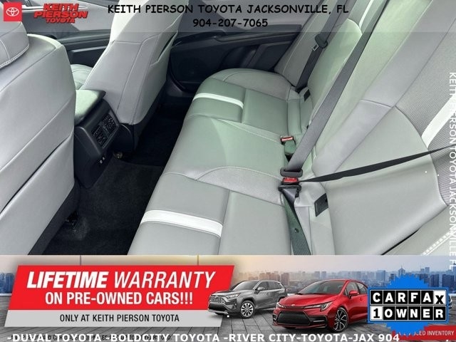 Toyota Camry XLE (Natl) 2025