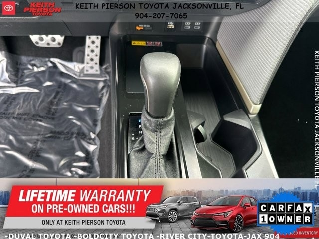 Toyota Camry XLE (Natl) 2025