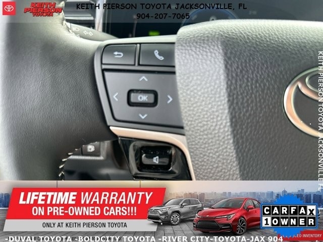 Toyota Camry XLE (Natl) 2025