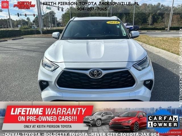 Toyota Highlander Platinum FWD (Natl) 2024