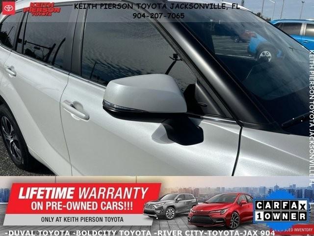 Toyota Highlander Platinum FWD (Natl) 2024