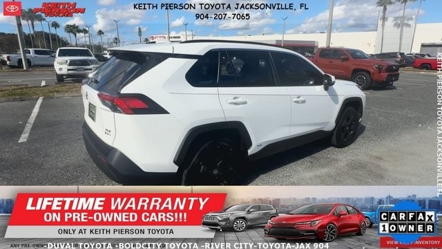 Toyota RAV4 Hybrid XLE AWD (Natl) 2025