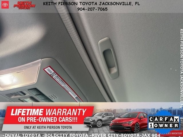 Toyota RAV4 Hybrid XLE AWD (Natl) 2025