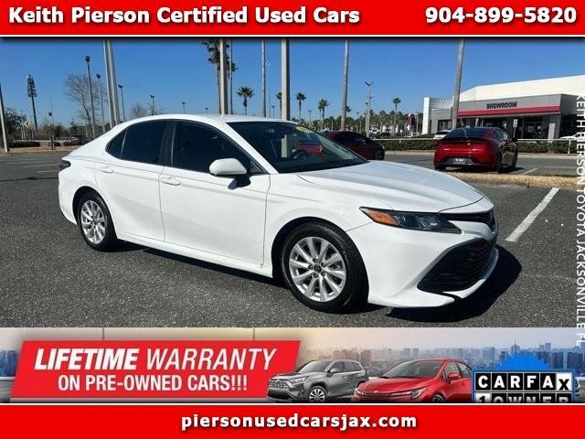 2020 Toyota Camry LE Auto (Natl)