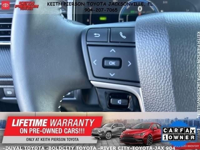 Toyota Camry SE 4D Sedan 2025