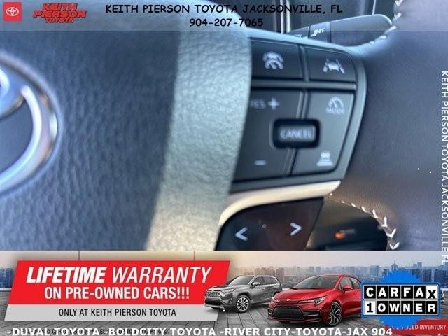 Toyota Camry SE 4D Sedan 2025