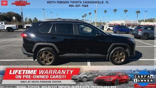 Toyota RAV4 Hybrid XLE AWD (Natl) 2023