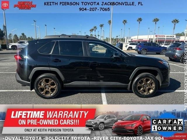 Toyota RAV4 Hybrid XLE AWD (Natl) 2023