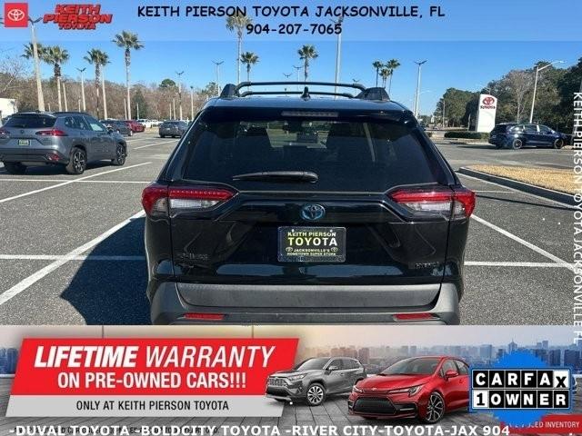 Toyota RAV4 Hybrid XLE AWD (Natl) 2023