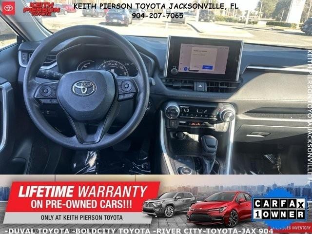 Toyota RAV4 Hybrid XLE AWD (Natl) 2023