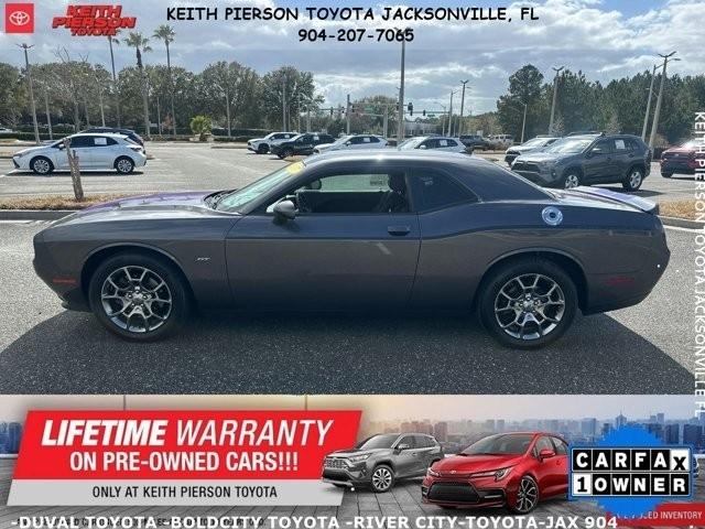 Dodge Challenger GT AWD 2017