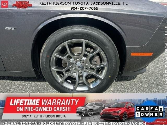 Dodge Challenger GT AWD 2017