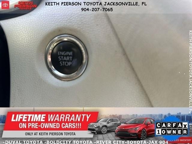 Toyota Corolla Hatchback Nightshade Edition CVT (Natl) 2025