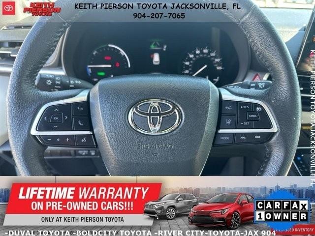 Toyota Sienna XLE FWD 8-Passenger (Natl) 2024