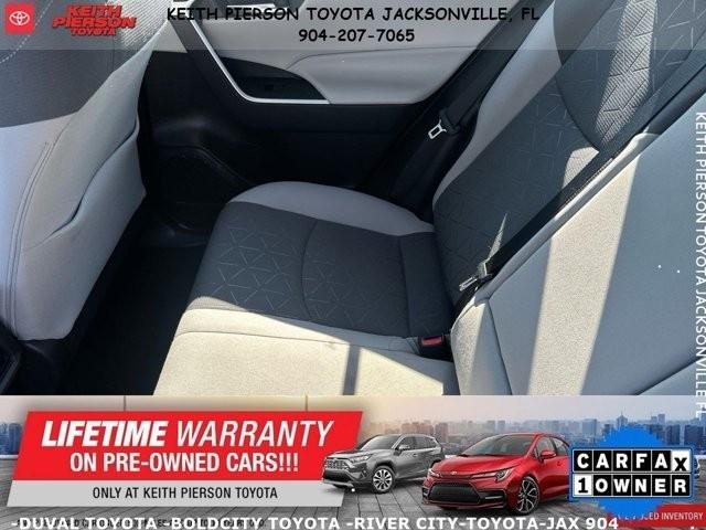 Toyota RAV4 XLE FWD (Natl) 2021