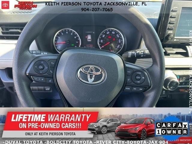 Toyota RAV4 XLE FWD (Natl) 2021