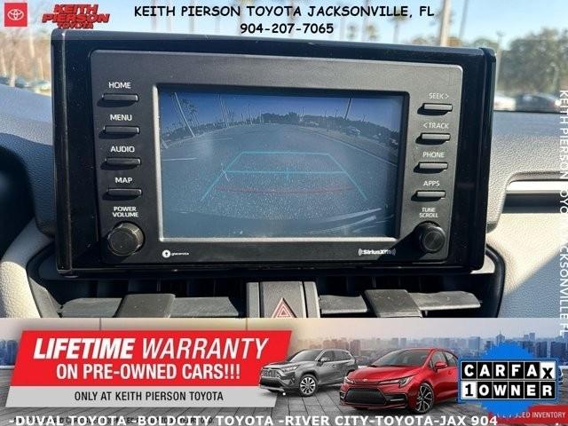 Toyota RAV4 XLE FWD (Natl) 2021