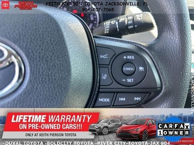 Toyota RAV4 XLE FWD (Natl) 2021