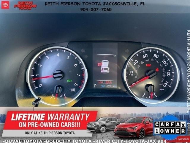 Toyota RAV4 XLE FWD (Natl) 2021