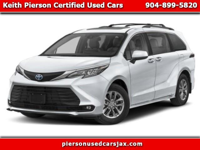 Toyota Sienna XLE FWD 8-Passenger (Natl) 2025