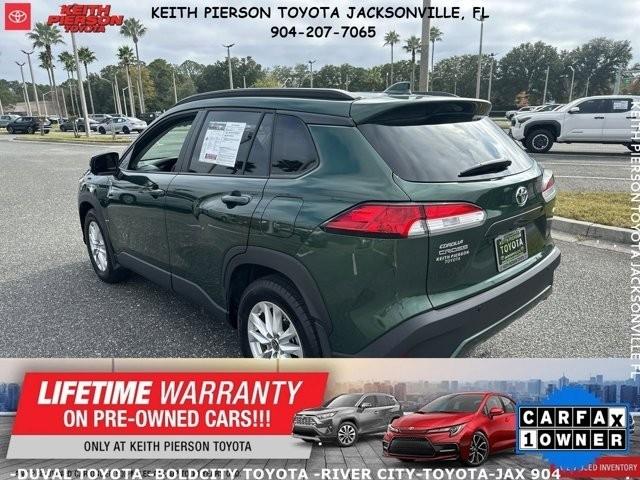 Toyota Corolla Cross LE 2WD (Natl) 2024