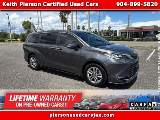 2025 Toyota Sienna Limited FWD 7-Passenger (Natl)