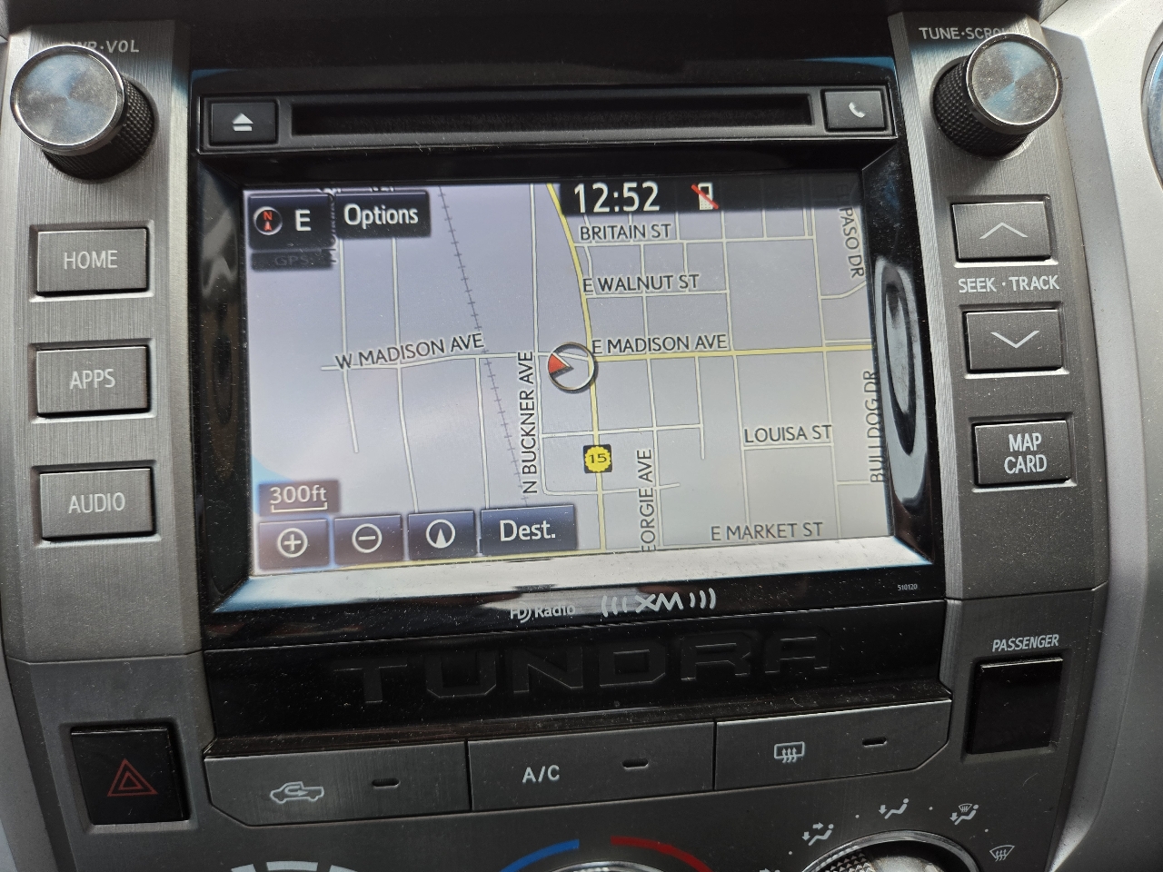 Toyota Tundra SR5 5.7L V8 FFV CrewMax 4WD 2017