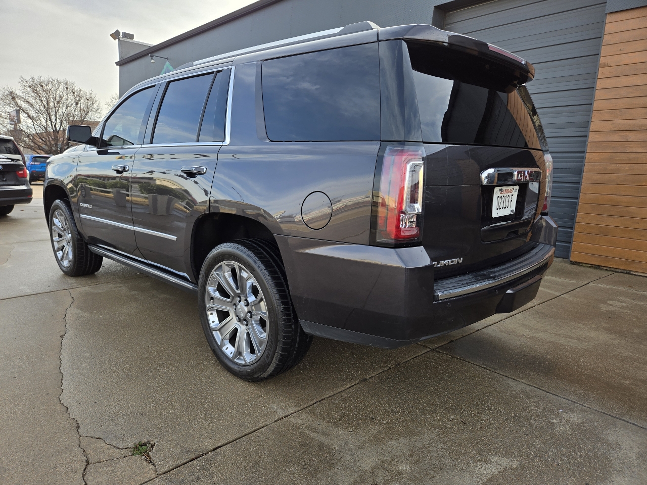 GMC Yukon Denali 4WD 2017