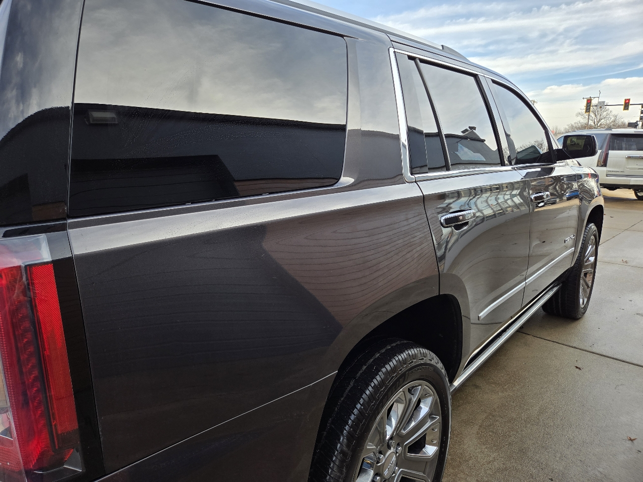 GMC Yukon Denali 4WD 2017