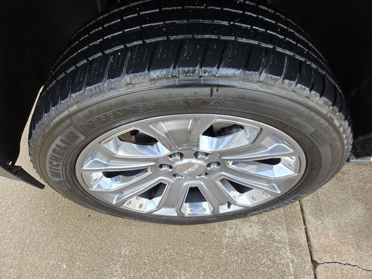 GMC Yukon Denali 4WD 2017