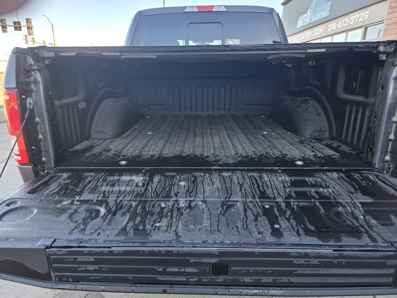 Ford F-150 4WD SuperCrew 139" XLT 2017