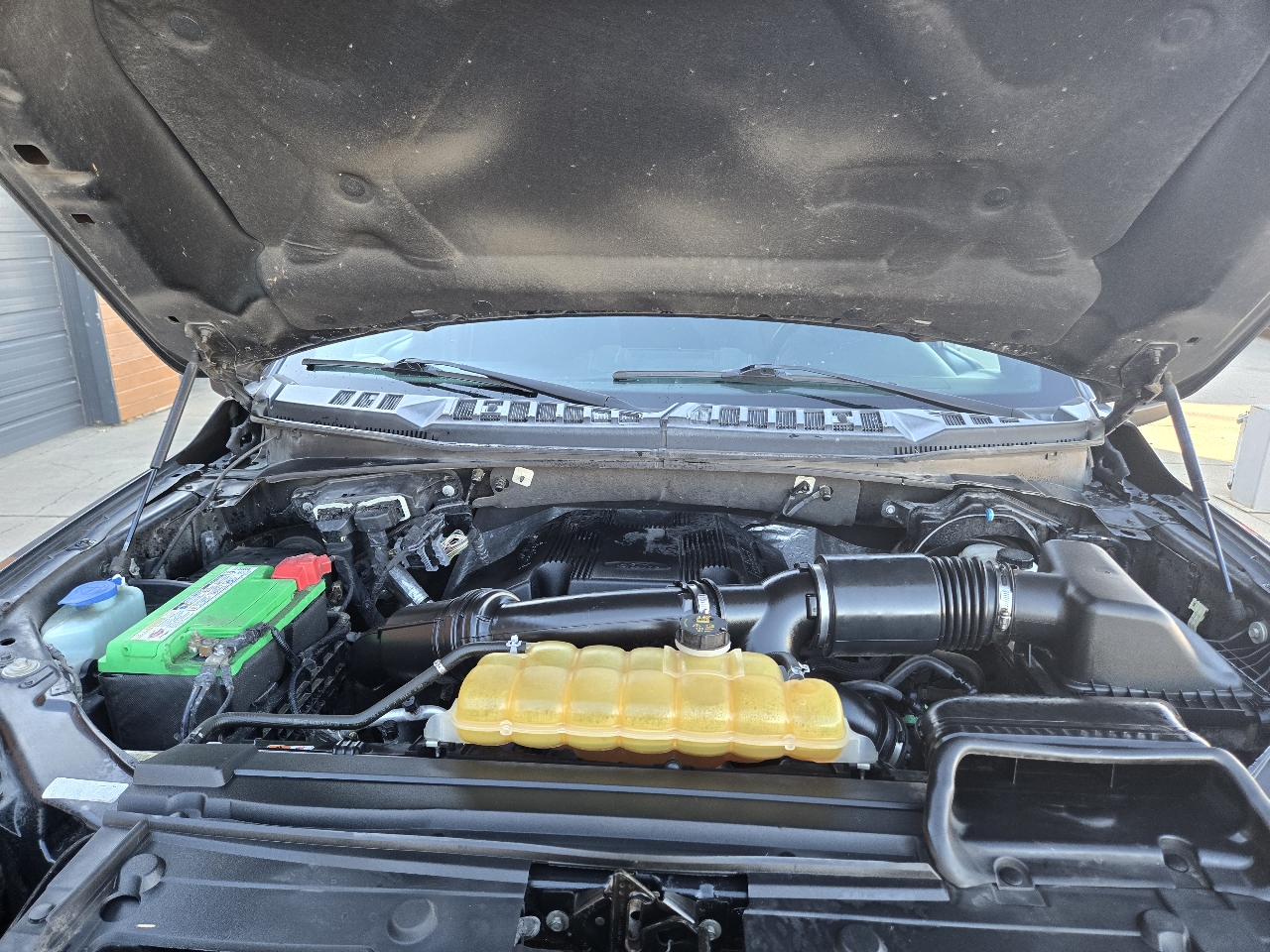 Ford F-150 4WD SuperCrew 139" XLT 2017